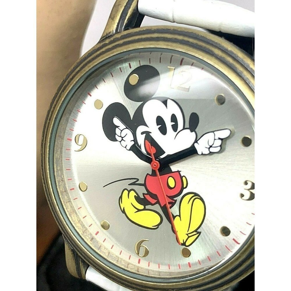 Disney Mickey Mouse Women's Watch Silver Dial Quartz White Leather Band W001871